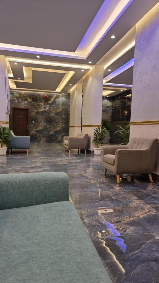 Golden Dahlia Fintas Aparthotel Kuwait City Exterior photo